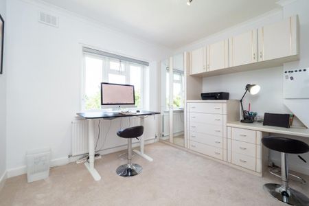 5 bedroom detached house to rent - Photo 4