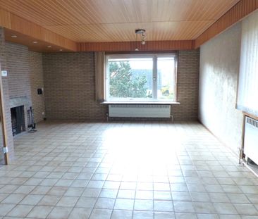 Ruim 2 slpk-app. met terras nabij het centrum van Schulen - Foto 2