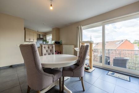 🏡 Te huur in het centrum van Wondelgem – 2 slaapkamer appartement met terras 🏡 - Photo 2