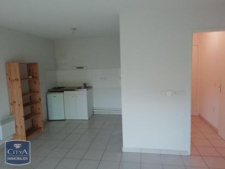 Location Appartement 2 pièces 45m² AUTERIVE 31190 - Photo 5