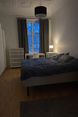 Drottninggatan 17 - Foto 1