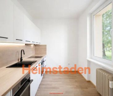 Pronájem bytu 2+1 51 m - Fotografie 1