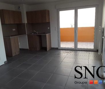 T3 AVEC JARDIN ET PARKING - Photo 2