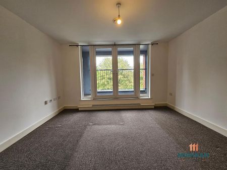 2 bedroom flat to rent - Photo 2