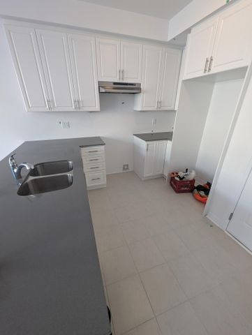 For Lease - 127 Manuel Street, Stratford, Ontario - Photo 4