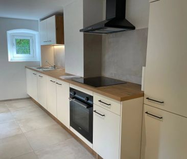 Appartement entièrement rénové de 3.5 pièces au rez-de-chaussée ave... - Photo 1