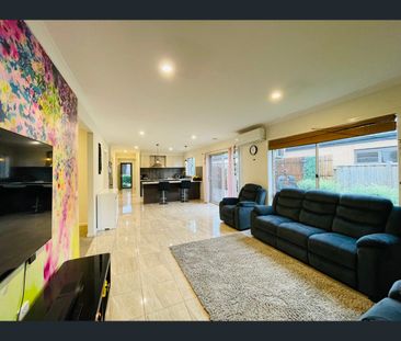 84 Waterhaven Boulevard, Point Cook, Vic 3030 - Photo 2