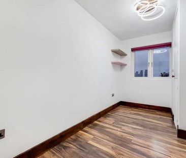 Amsterdam Road, Isle Of Dogs, E14 - Photo 5