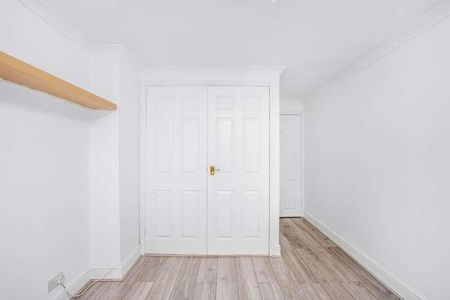 Bermondsey Square, SE1 - Photo 2