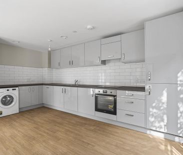 2 bedroom apartment to rent - Photo 2