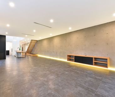 Spacious, Functional Family Home - Photo 1