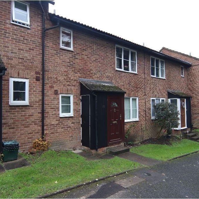 2 bedroom ground floor maisonette to rent - Photo 1