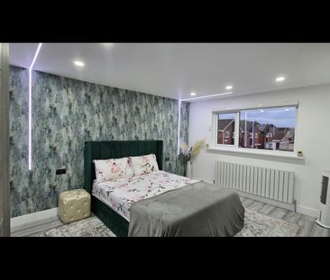 5 Bed Detached House, Trevino Drive, LE4 - Photo 5