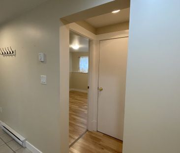 100 Eagle Crescent – Lower - Photo 1