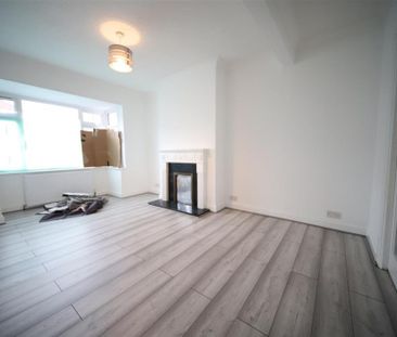 3 bedroom terraced house to rent - Photo 6