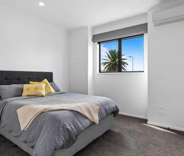 Unit 3, 2 Frances Bryers Road, Hobsonville, Auckland - Photo 6
