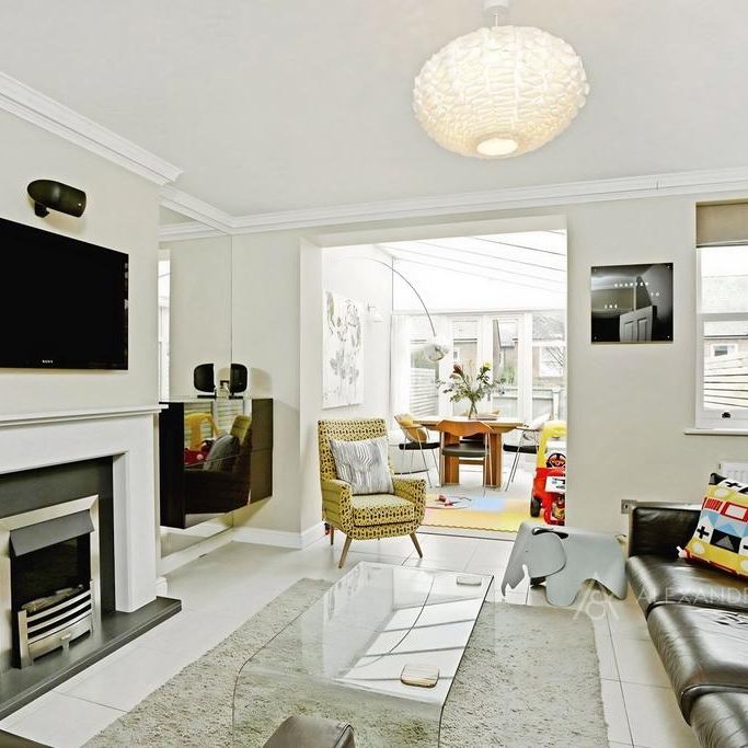 3 bedroom townhouse to rent - Photo 1