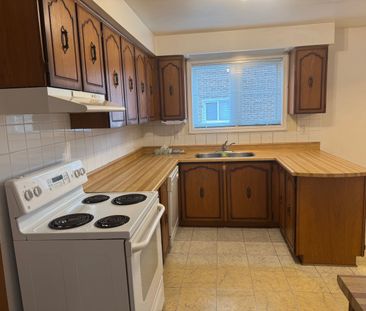 For Lease - 2409 Culver Way Unit# Main, Mississauga, Ontario - Photo 3