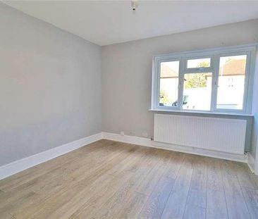 Oyster Lane, Byfleet, West Byfleet, Surrey, KT14 - Photo 6