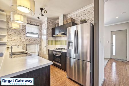 2 Latteri Turn, AUBIN GROVE WA 6164 - Photo 5