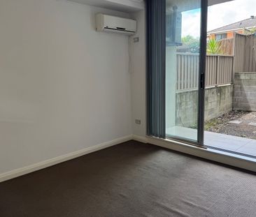 View Wednesday at 1.15pm - 1.30pm - Photo 3