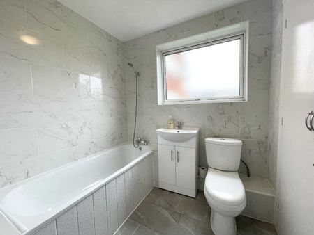 Great Cullings, Romford, RM7 0YL, Property for rent - Photo 5