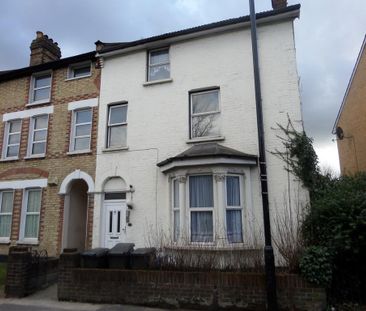 1 bedroom bedsit to rent - Photo 2