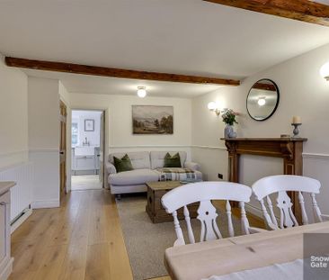 4 bedroom terraced house to rent - Photo 6