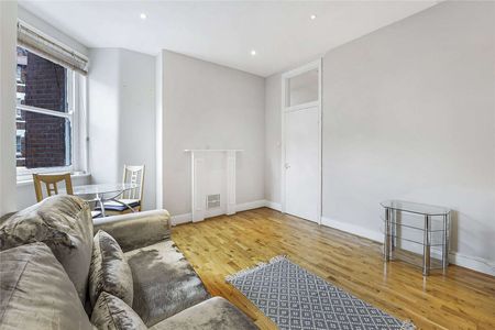 A well presented 1 bedroom apartment close to Battersea Park. - Photo 4