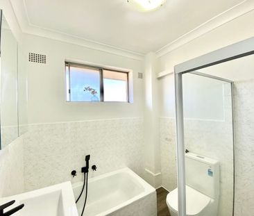 2 Bedrooms Conveniently Located - Photo 5