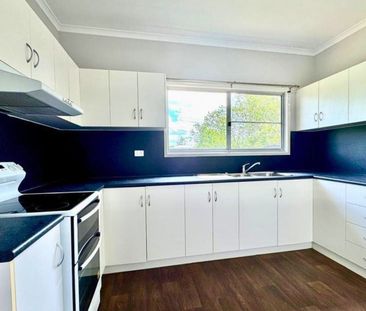 MODERN UPGRADED 3-BDROOM HIGHSET HOME - CONVENIENTLY LOCATED NEAR S... - Photo 6