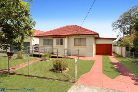 12 Betty Street, 4350, Newtown Qld - Photo 3