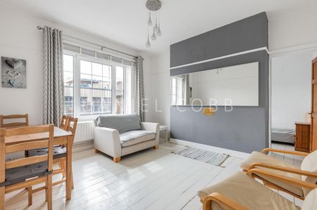 2 bedroom flat to rent - Photo 2