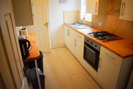 Elphinstone Road, Southsea, PO5 - Photo 5