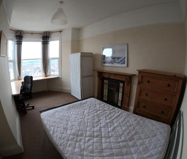 6 bedroom terraced house to rent - Photo 5