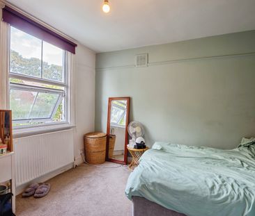 2 Bed Flat, Railton Road, SE24 - Photo 6