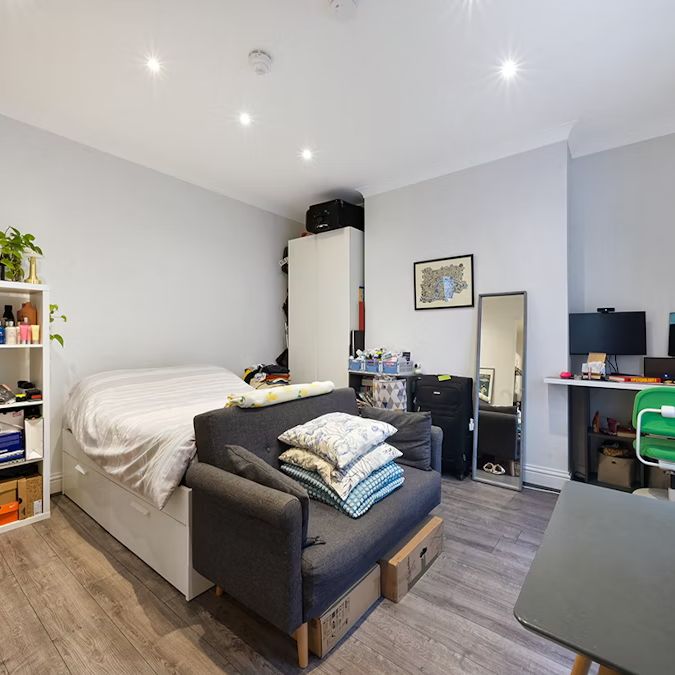 Studio apartment - Photo 1