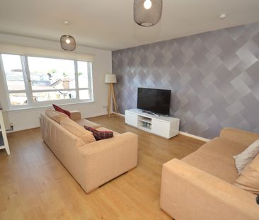 2 bed flat to rent in Hillington Road South, Glasgow, G52 - Photo 1