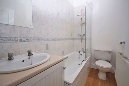 A 1 Bedroom Flat in Fairview GL52 2JU - Photo 5