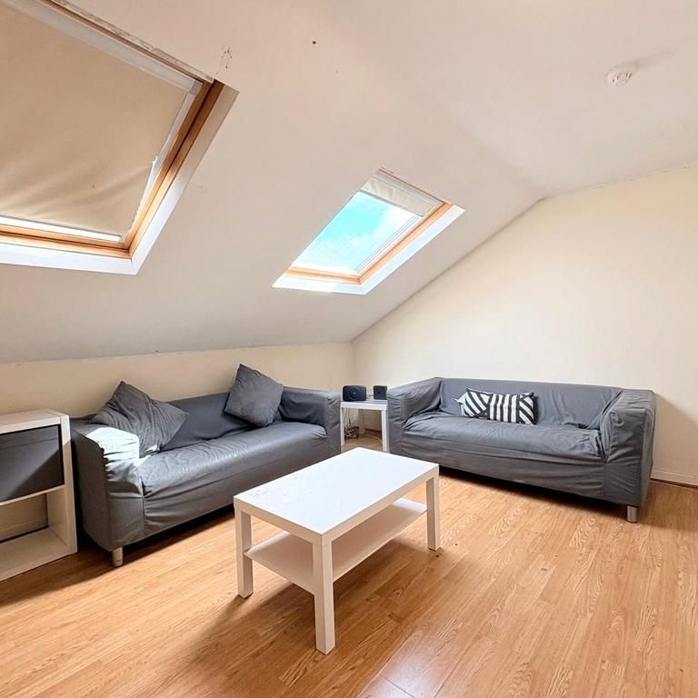 9 bedroom maisonette to rent - Photo 1