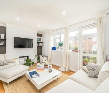 Norfolk Close - Photo 2