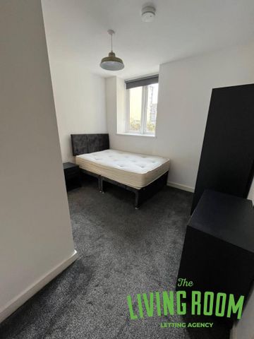 8 bedroom house share to rent - Photo 2