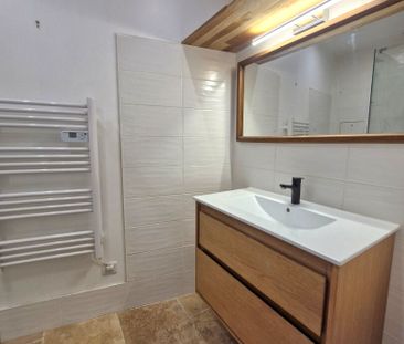 A LOUER APPARTEMENT TERRASSE RARE CENTRE LAPALME - Photo 6