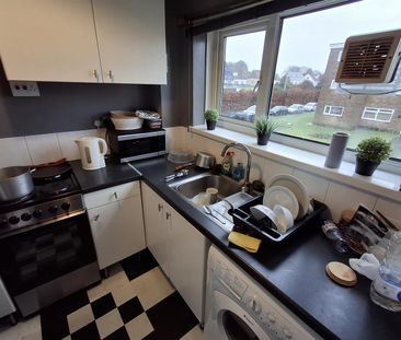 Pembroke Court, Curlew Close, Whitchurch - Photo 5