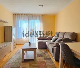 Alquiler de piso en Calle Rosalia De Castro - Photo 4