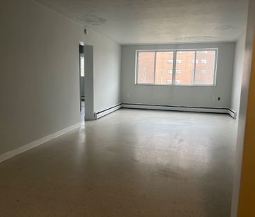 For Lease - 2393 New Street Unit# 402, Burlington, Ontario - Photo 2