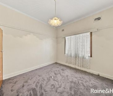 2 Bedroom Home - Photo 3