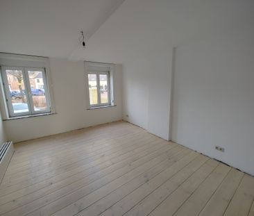 Appartement met één slaapkamer en autostaanplaats. - Photo 3