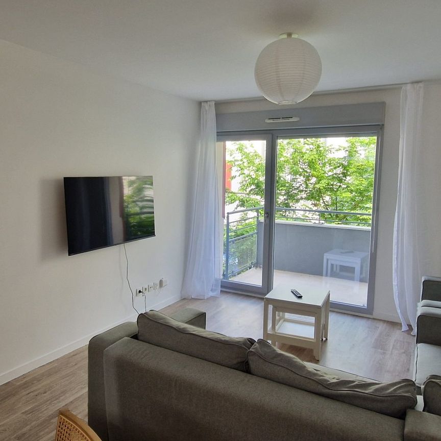 Location Appartement 3 pièces 57m² GENNEVILLIERS 92230 - Photo 1