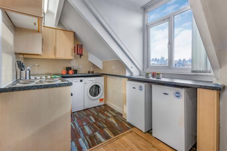 2B WOOD LANE Leeds - LS6 2AE - Photo 4